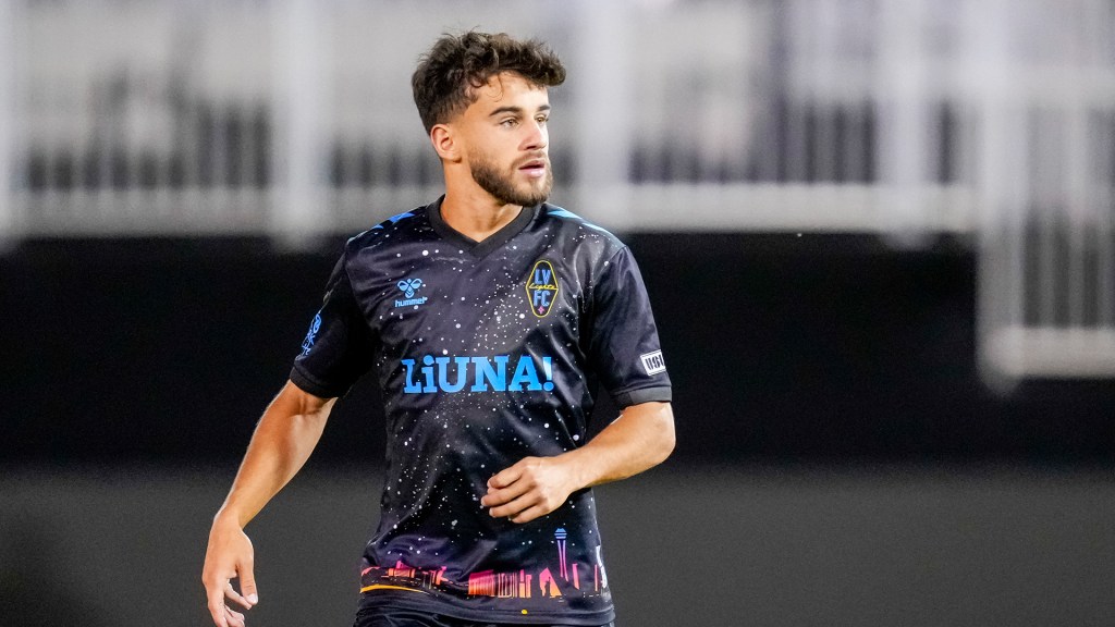Las Vegas Lights midfielder Edison Azcona wearing a 2024 Midnight kit by Hummel