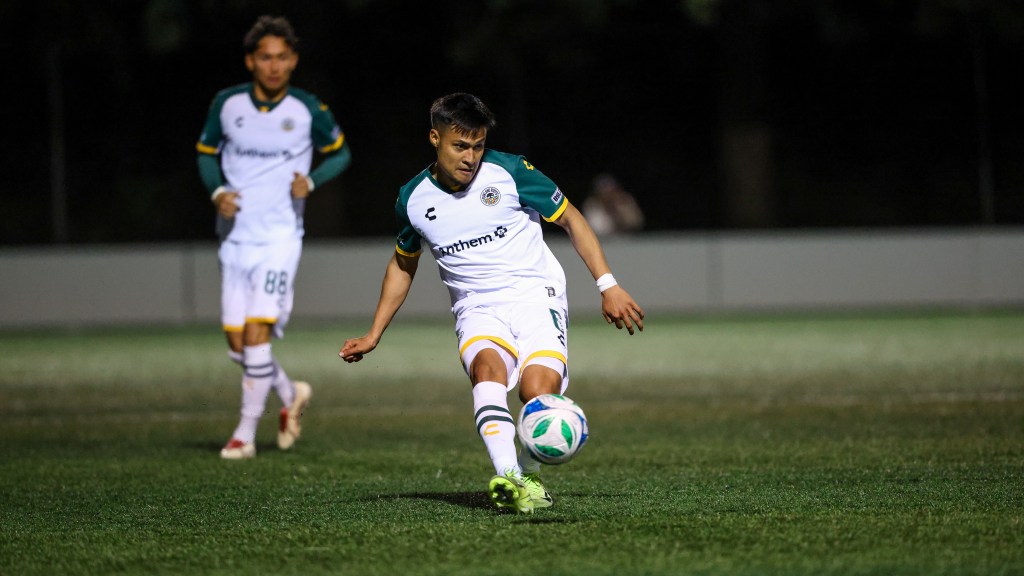 Danny Gomez in action vs. Tacom Defiance.