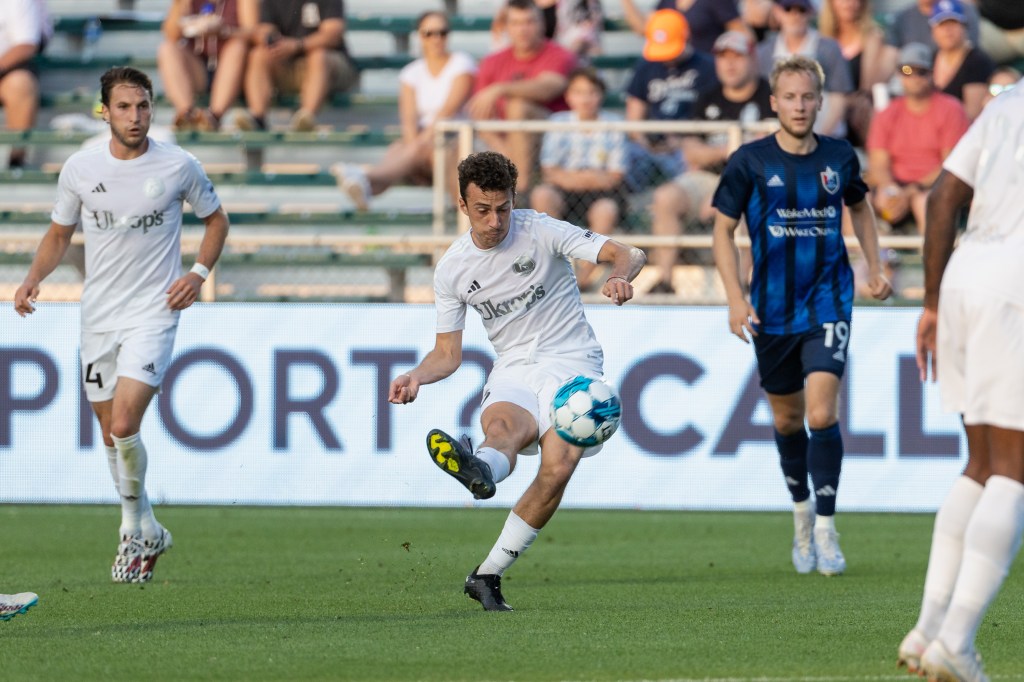 Kickers Player mid game