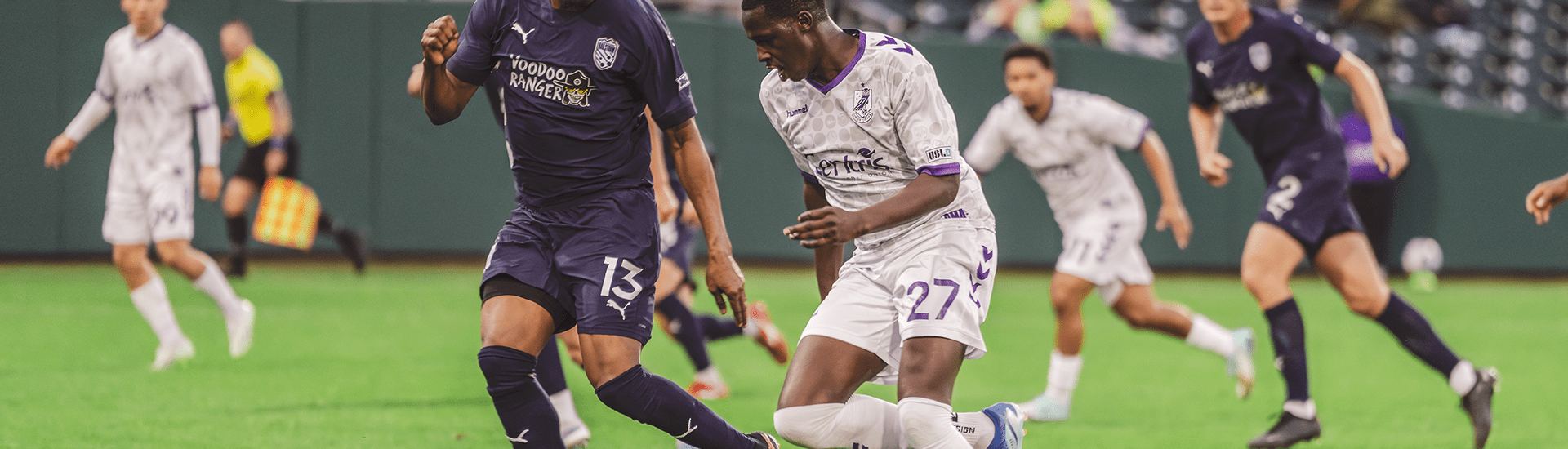 Ryen Jiba dribbling against Hailstorm FC